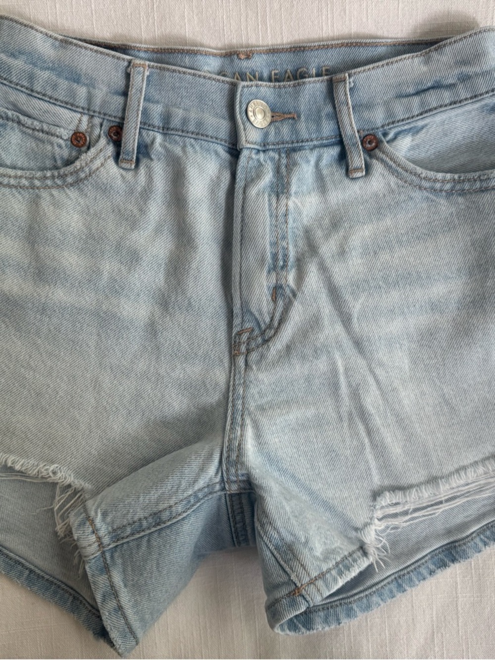 American Eagle Light Wash Strigid Denim Shorts, Size 000